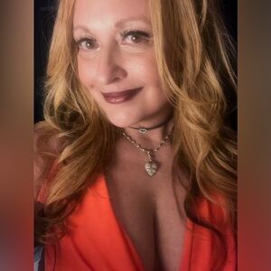 Meet your Posher, Pamela